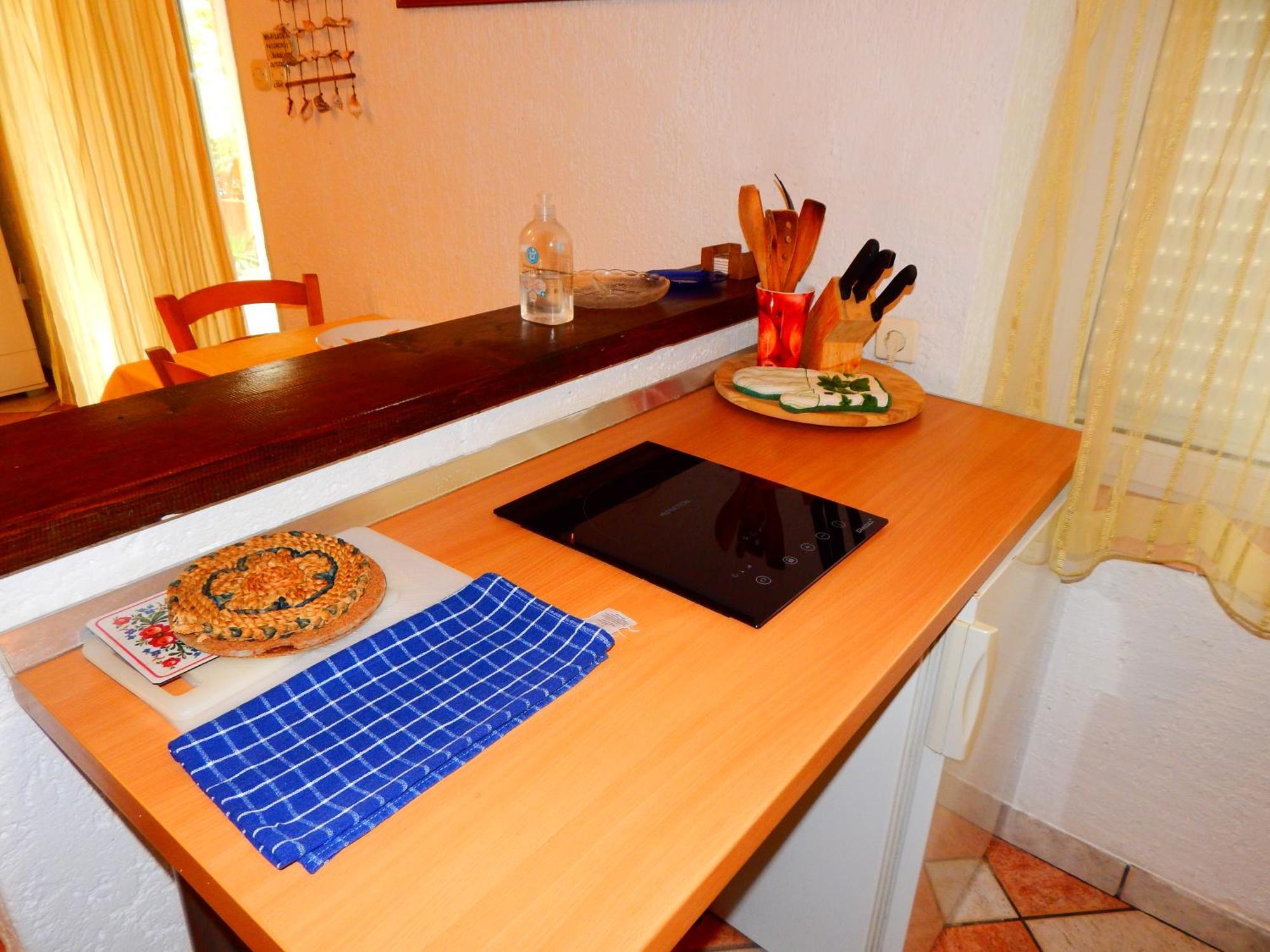Adrienn Appartement *
