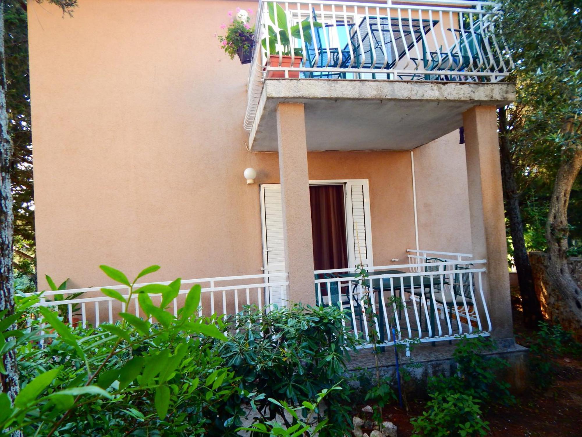 Adrienn Appartement *